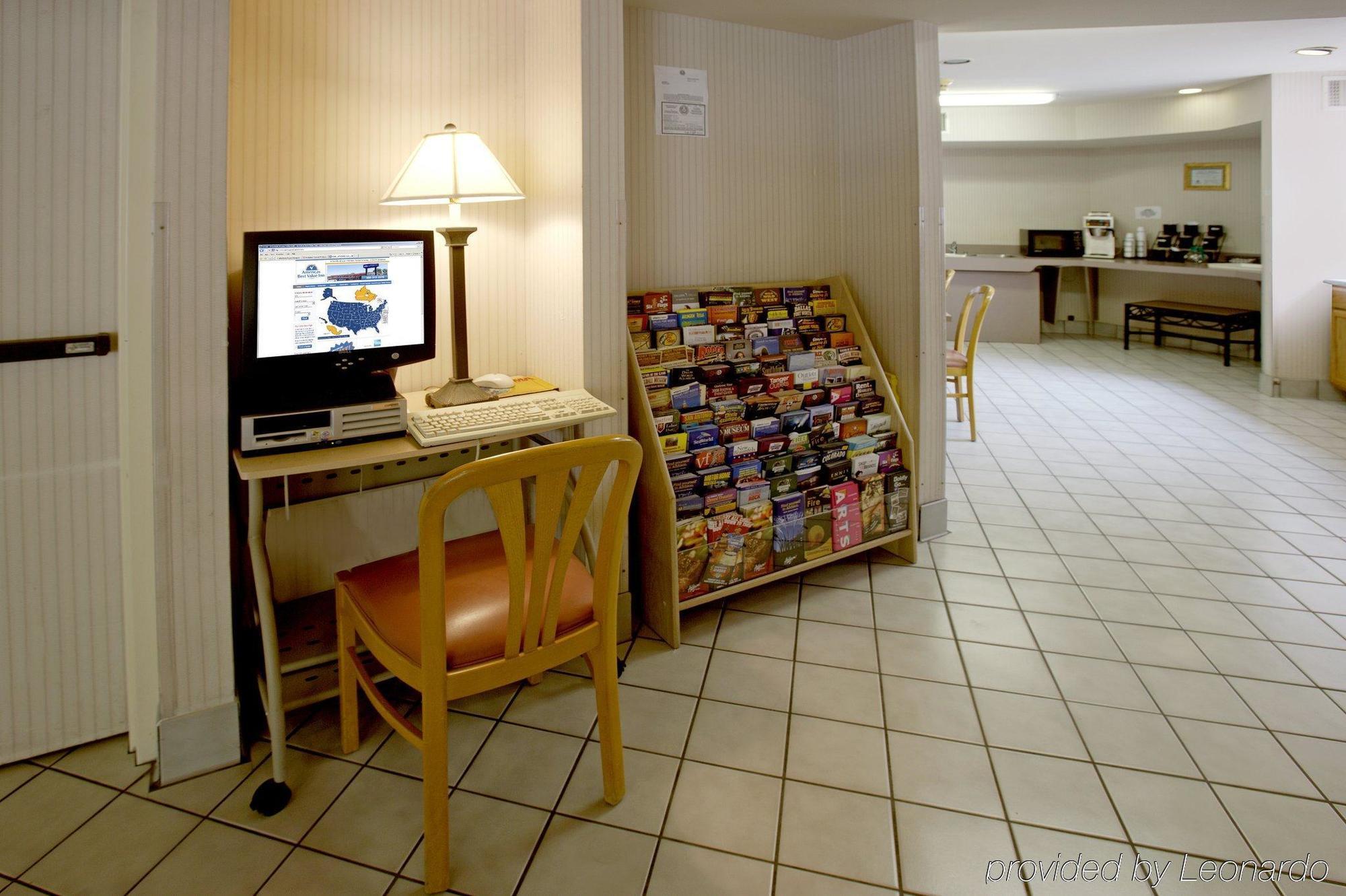 Americas Best Value Inn Addison Interior foto
