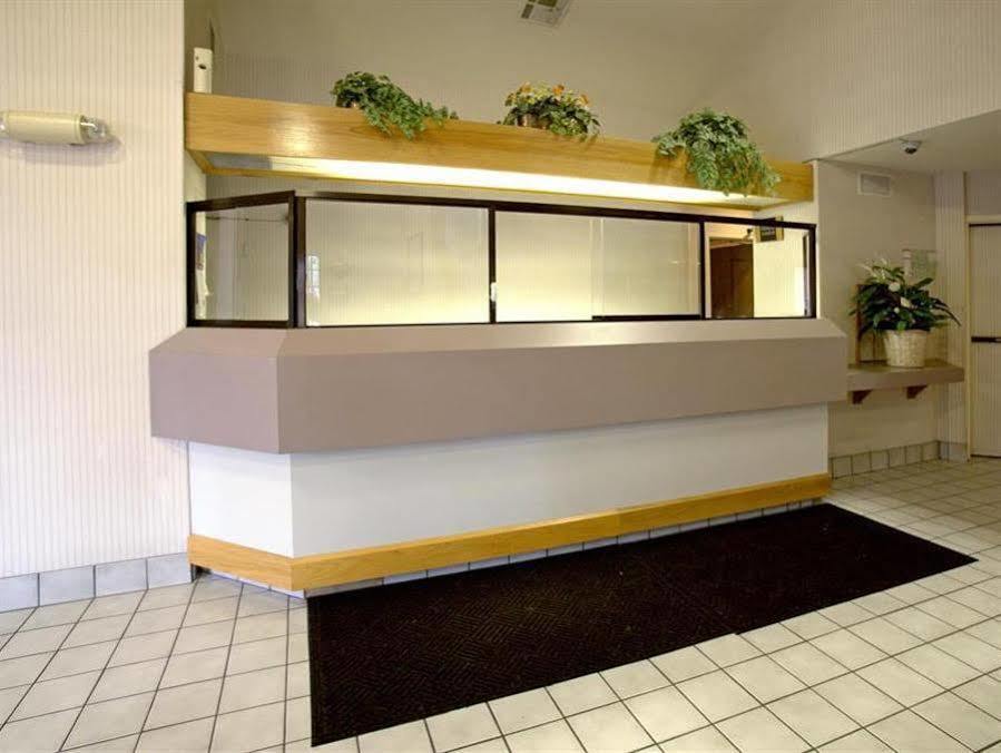 Americas Best Value Inn Addison Exterior foto